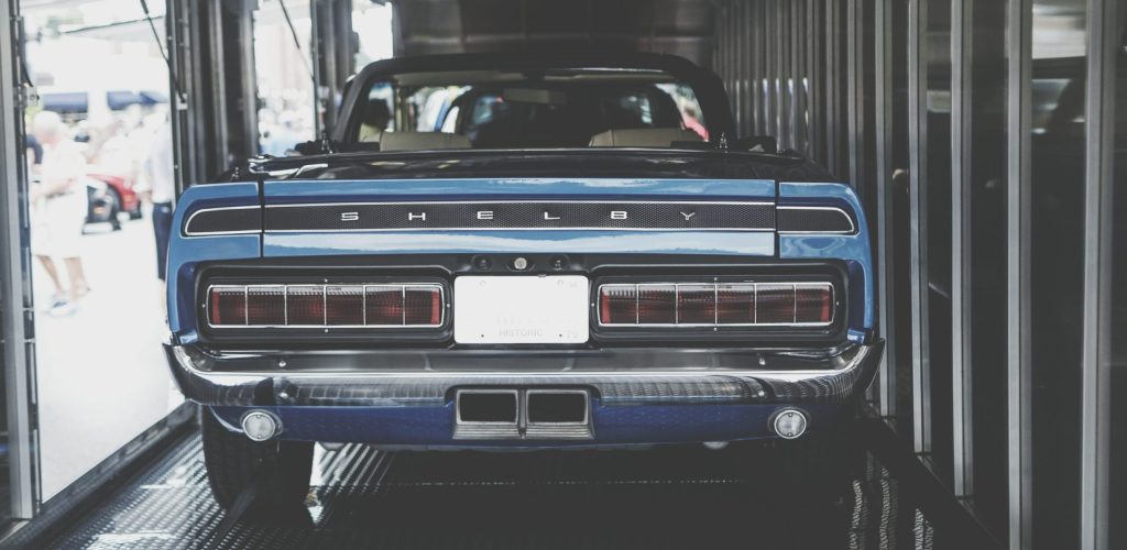car and auto insurance header image